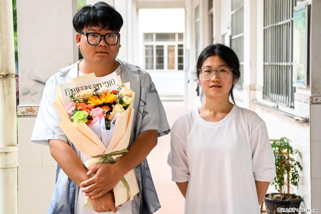 全网追的“扁担女孩”，找了一份暑假工，时薪12元 - 扬州生活资讯 - 扬州28生活网 yz.28life.net